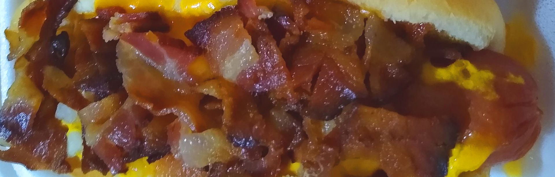 chili cheese hot dog